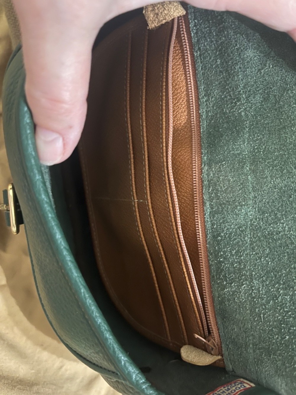 Dooney & Bourke Webster Crossbody Bag circa 1990s/early 2000s - Picture 7 of 9